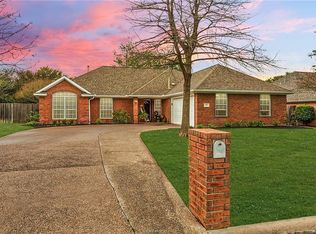 717 Aster Dr, College Station, TX 77845