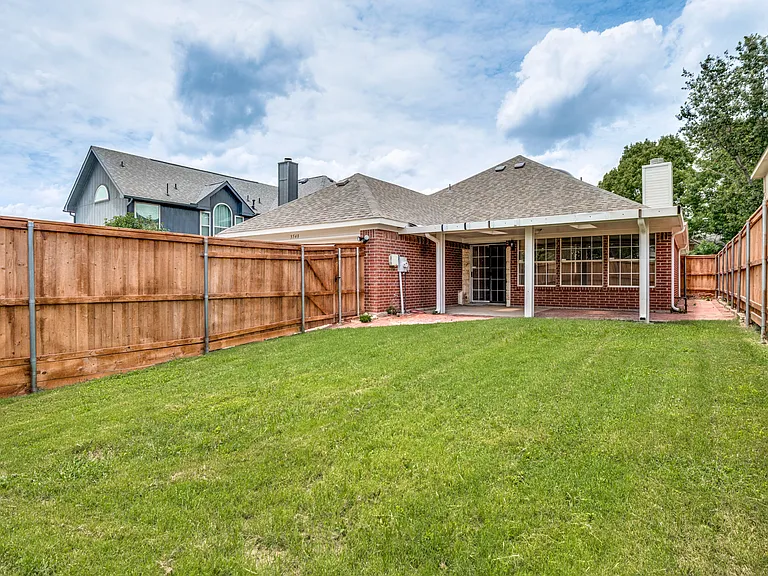 3548 Misty Meadow Dr — Photo 25