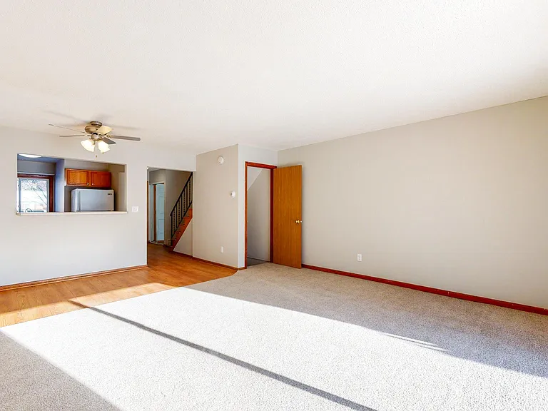 Edgerton Highlands Apartments — Photo 8