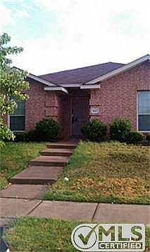 1st image of 601 Flagstaff Dr