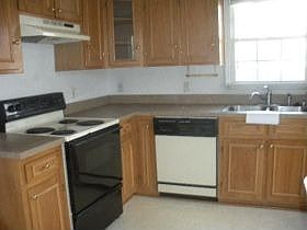 2nd image of 204 Wexford Pl