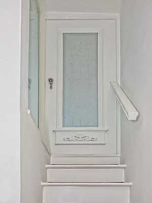 Sold by Avenue Sotheby's International Realty | media 9