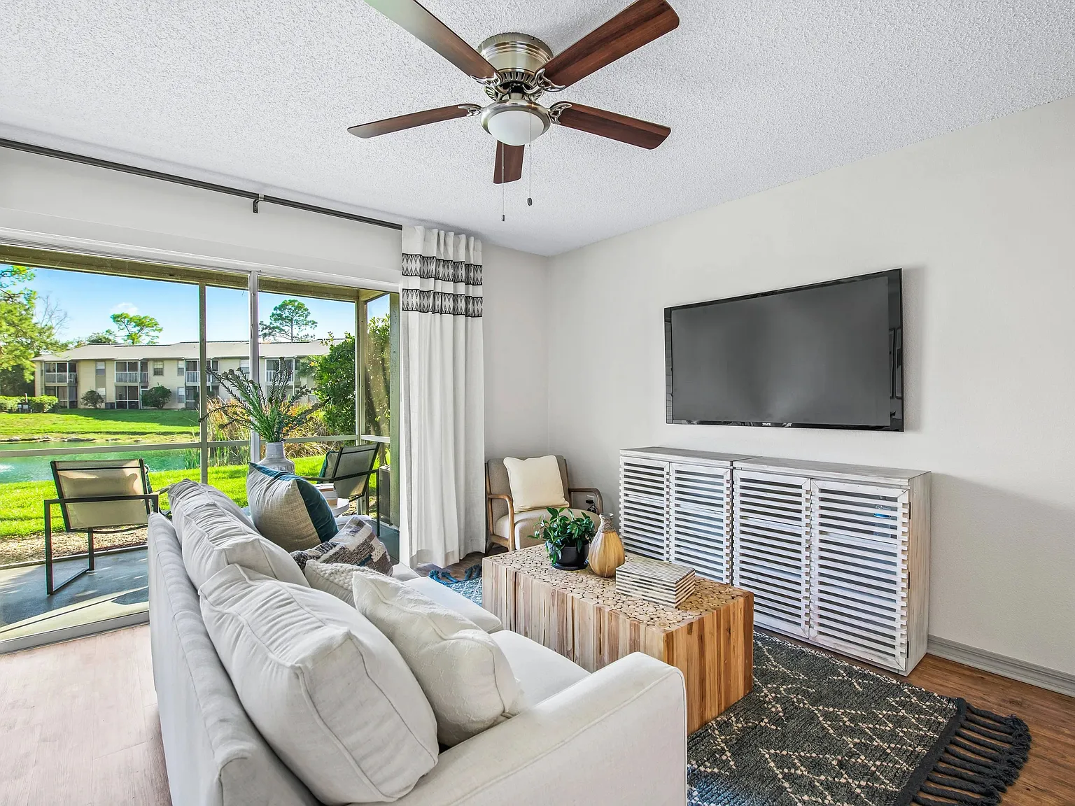 The Coast Residences — Photo 4
