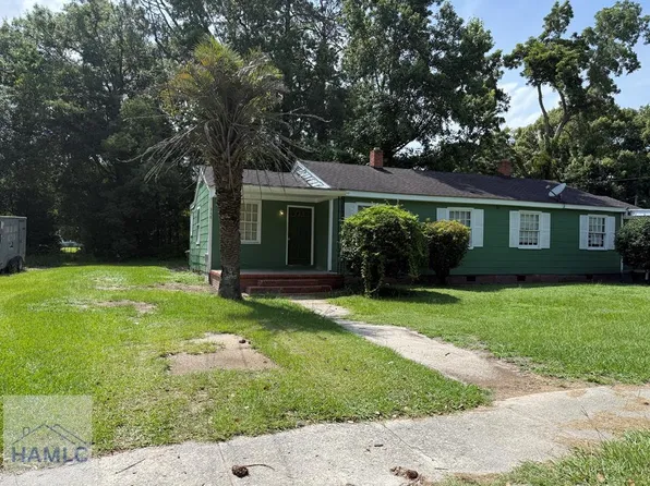 348 S Bamboo St, Jesup, GA 31546