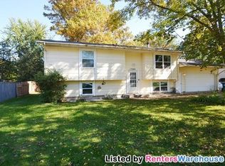 13332 Valley Forge Ln N, Champlin, MN 55316