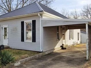 310 W Gravel St, Clinton, MO 64735