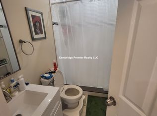 69 Merriam St #2R, Somerville, MA 02143