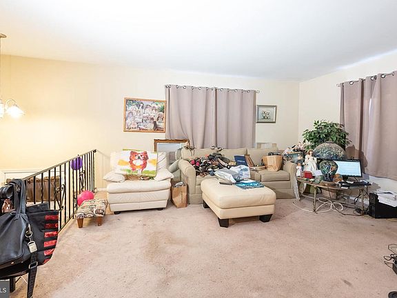 3rd image of 30 Silver Lake Ter APT 46