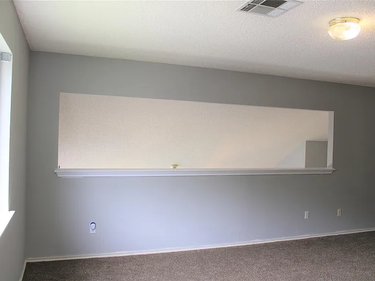 16205 Glorious Ln — Photo 17