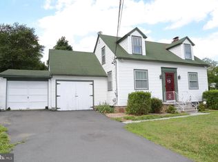 166 E Main St, Elverson, PA 19520