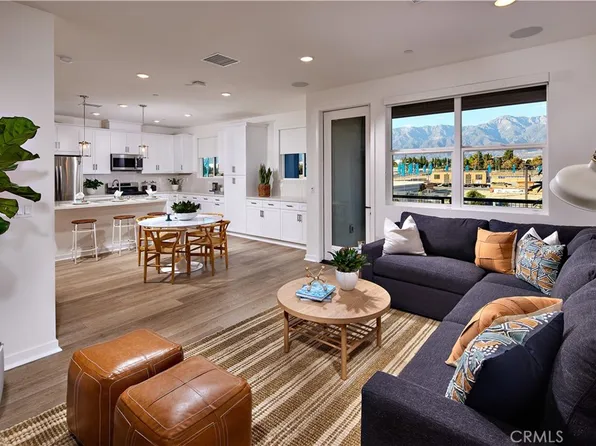 947 N Divino Privado #8, Ontario, CA 91764