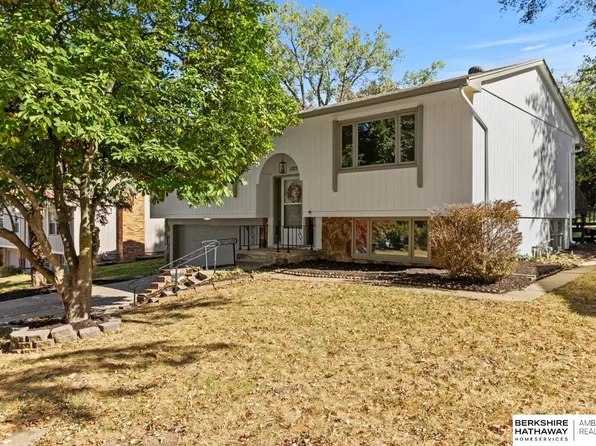 1105 Colorado St, Bellevue, NE 68005