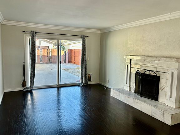 5th image of 5136-38 Canoga St #5138