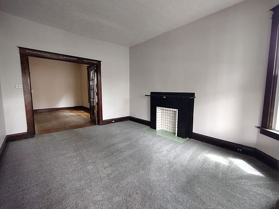 5th image of 17 Magee Ave #17