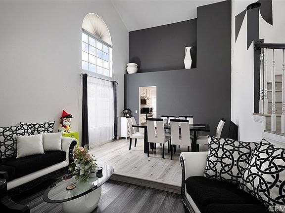 4th image of 32056 Mill Stream Rd