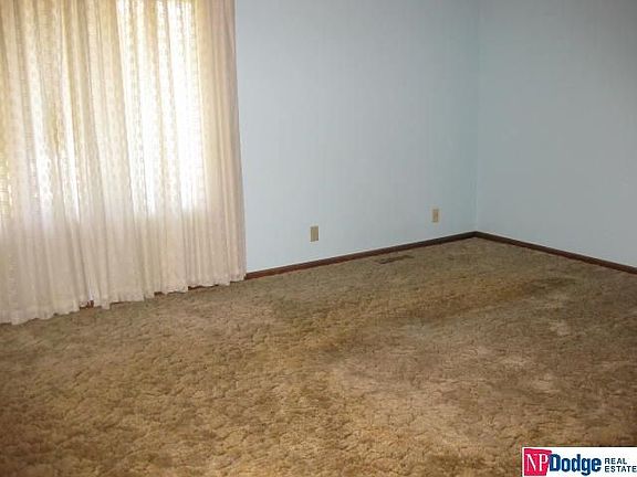 5th image of 905 N 148th St