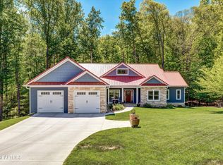 143 Tempura Dr, Oak Ridge, TN 37830