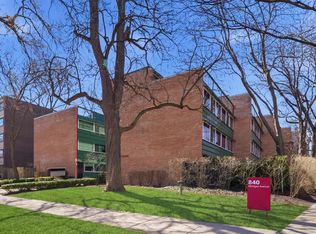 840 Michigan Ave APT 10, Evanston, IL 60202