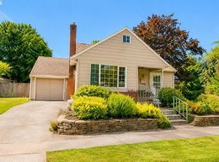 255 W Fairfield St, Gladstone, OR 97027