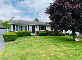 912 Oakwood Dr #L, Clarks Summit, PA 18411