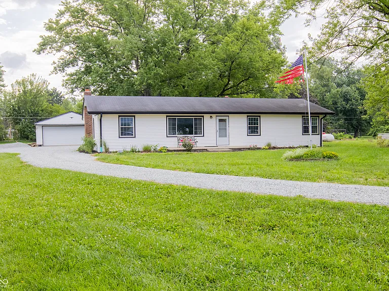 1444 N Mill Creek Rd — Photo 1