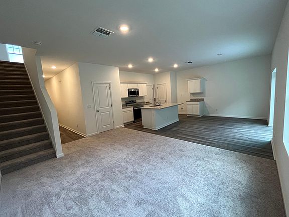 5th image of 11486 Lee St