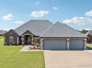 1936 Caddo St, Oologah, OK 74053