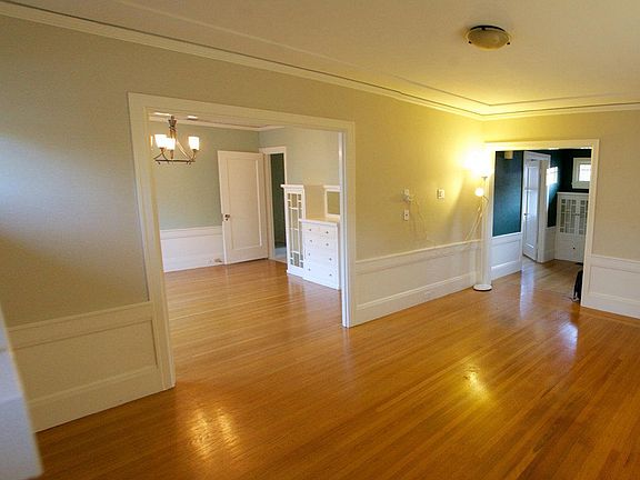 2nd image of 4020 Ardley Ave