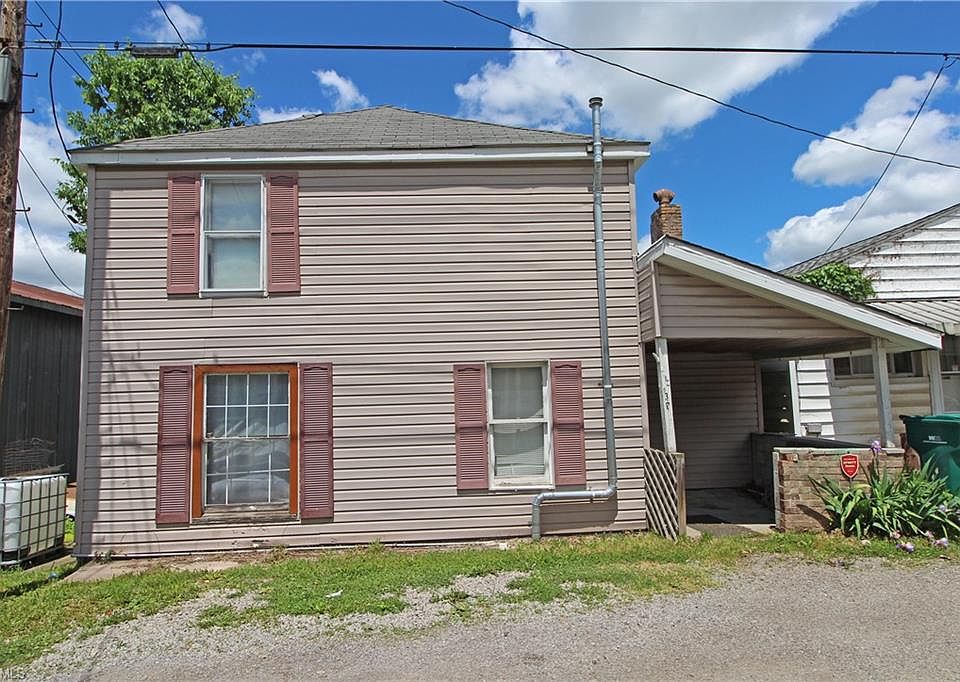 1st image of 530 Truman St