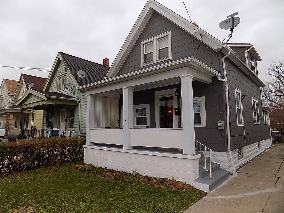 1st image of 265 Newfield St