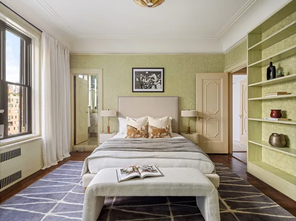 875 Park Avenue image 14 of 24