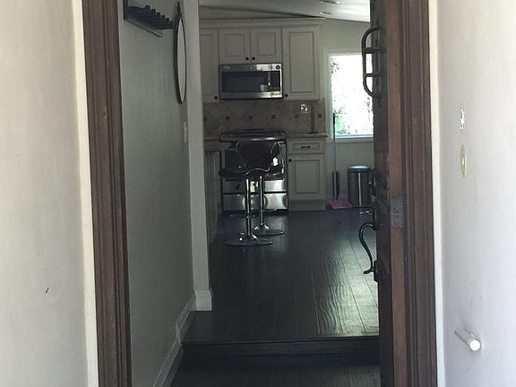 5th image of 3311 E California Blvd