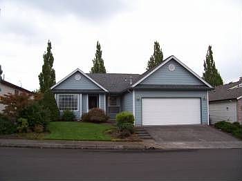 2nd image of 16017 SE 35th St