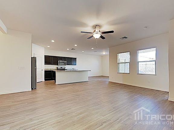 3rd image of 33708 N Dertuccio Trl