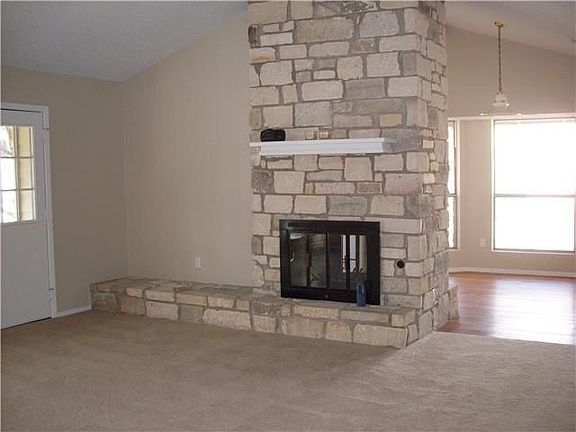 5th image of 1603 Gatlinburg Dr
