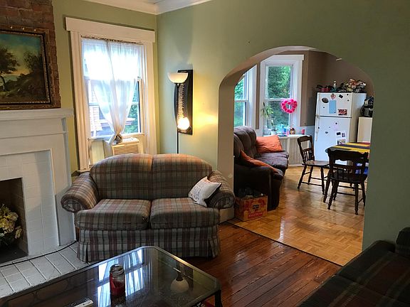 5th image of 3030 Marshall Ave