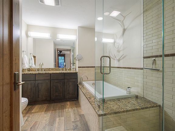 4th image of 610 Columbine Road UNIT 6109