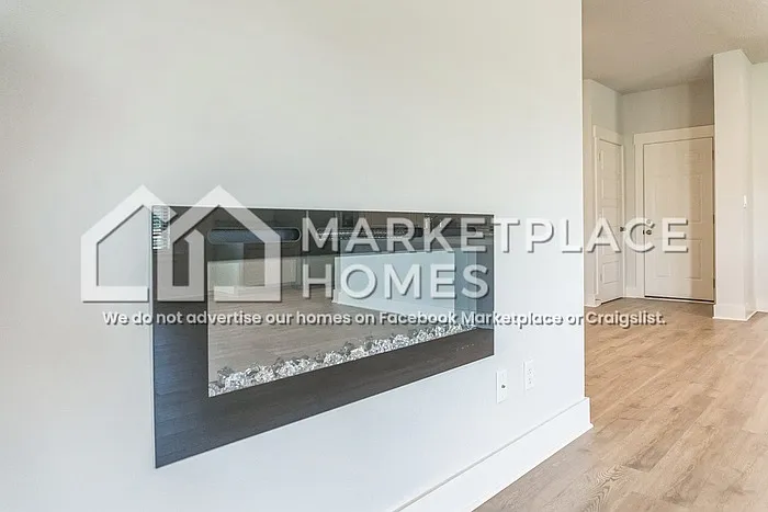 2070 Hyacinth Ln — Photo 16