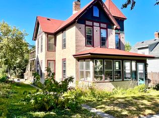 1013 Cromwell Ave, Saint Paul, MN 55114