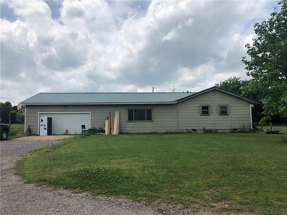 2nd image of 20574 Siegfried Rd