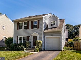 2215 227th St, Pasadena, MD 21122