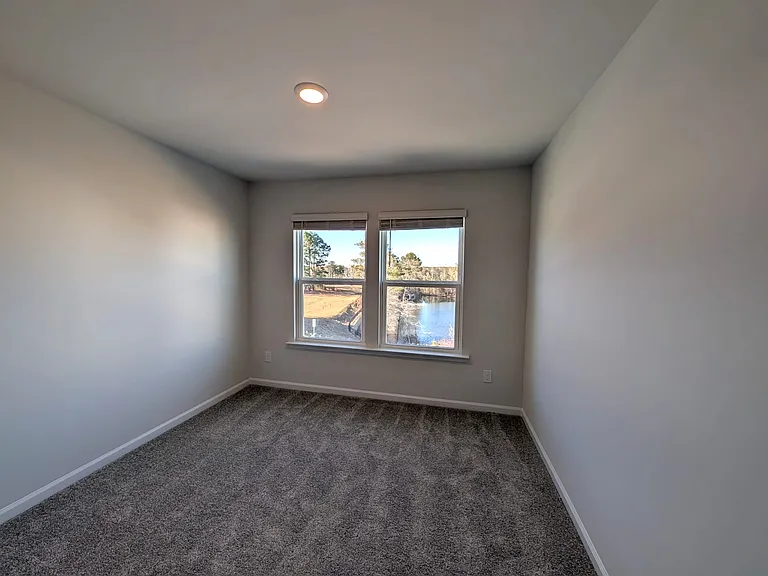 Upstairs Bedroom#4