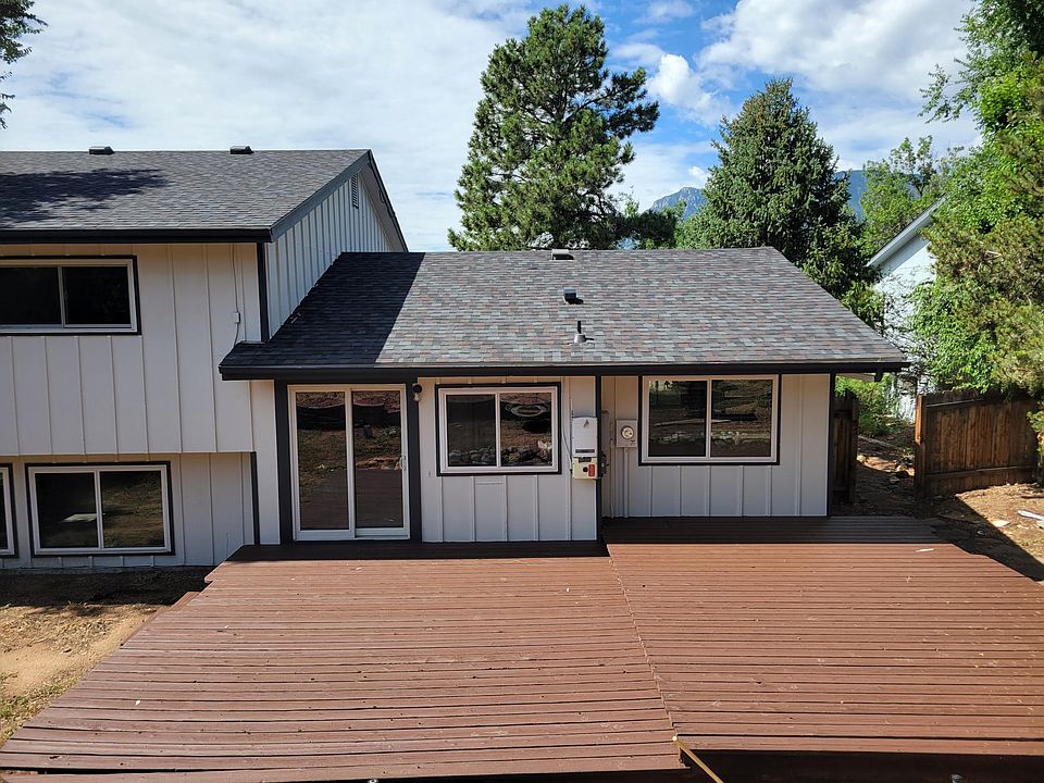 Large deck rear of house