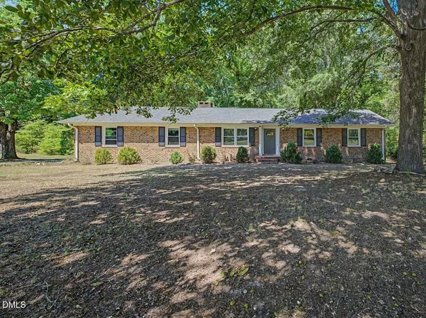 2509 Farrington Point Rd, Chapel Hill, NC 27517