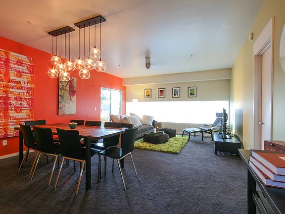 3rd image of 1111 W University Dr Unit 2010
