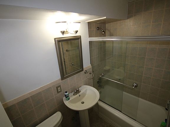 5th image of 172-70 Highland Ave #7M