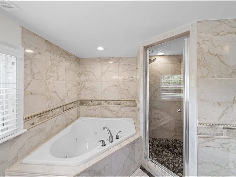 4220 Firwood Ln — Photo 14