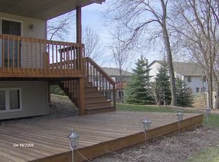 1023 Lous Way, Slinger, WI 53086