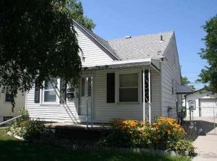 22163 Lambrecht Ave, Eastpointe, MI 48021