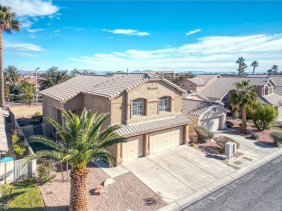 2nd image of 2148 Crestline Falls Pl